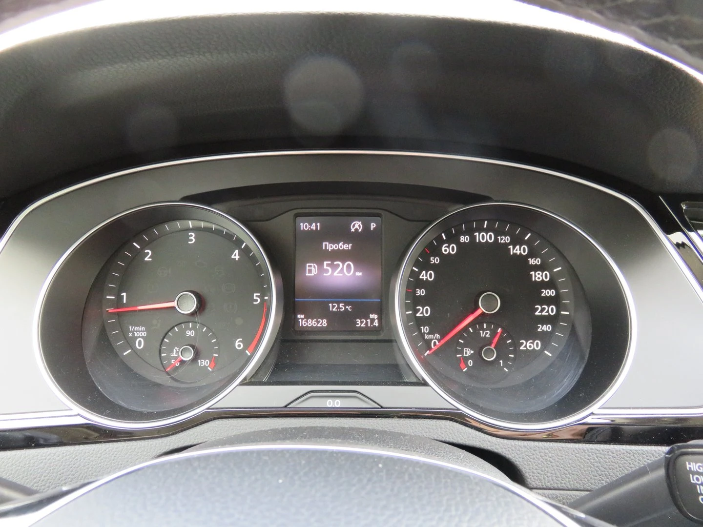 VW Passat 2.0TDI BMT 4MOTION - изображение 8