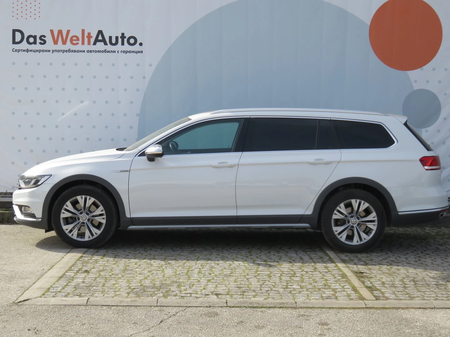 VW Passat 2.0TDI BMT 4MOTION - изображение 3