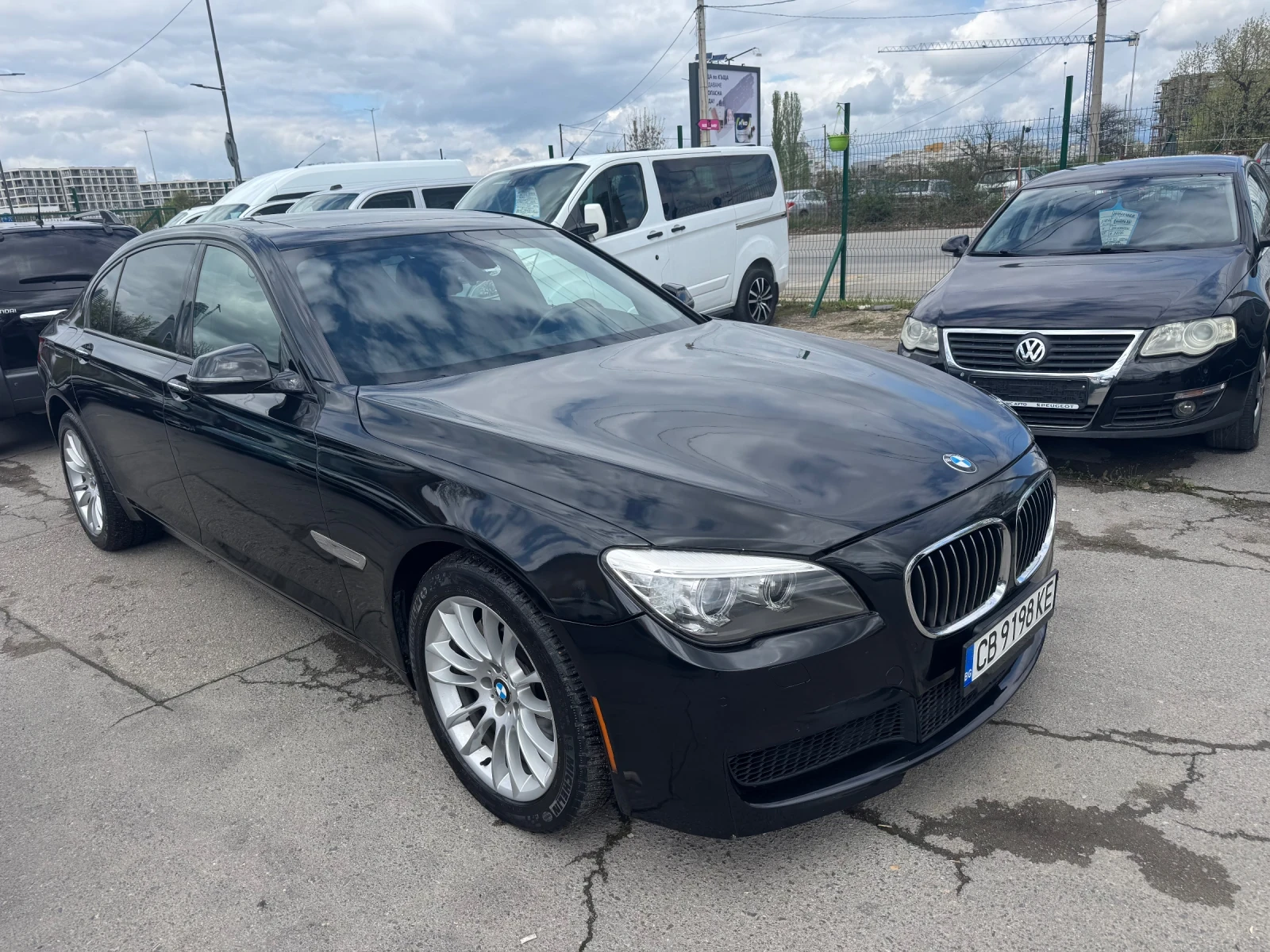 BMW 740 Li Xdrive - изображение 3