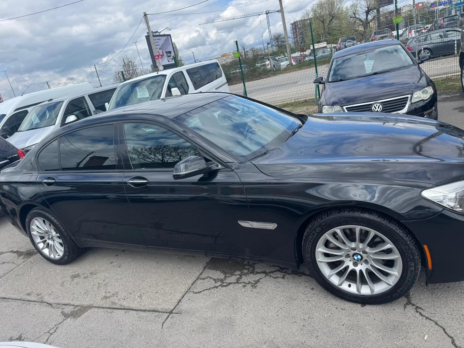 BMW 740 Li Xdrive - изображение 4