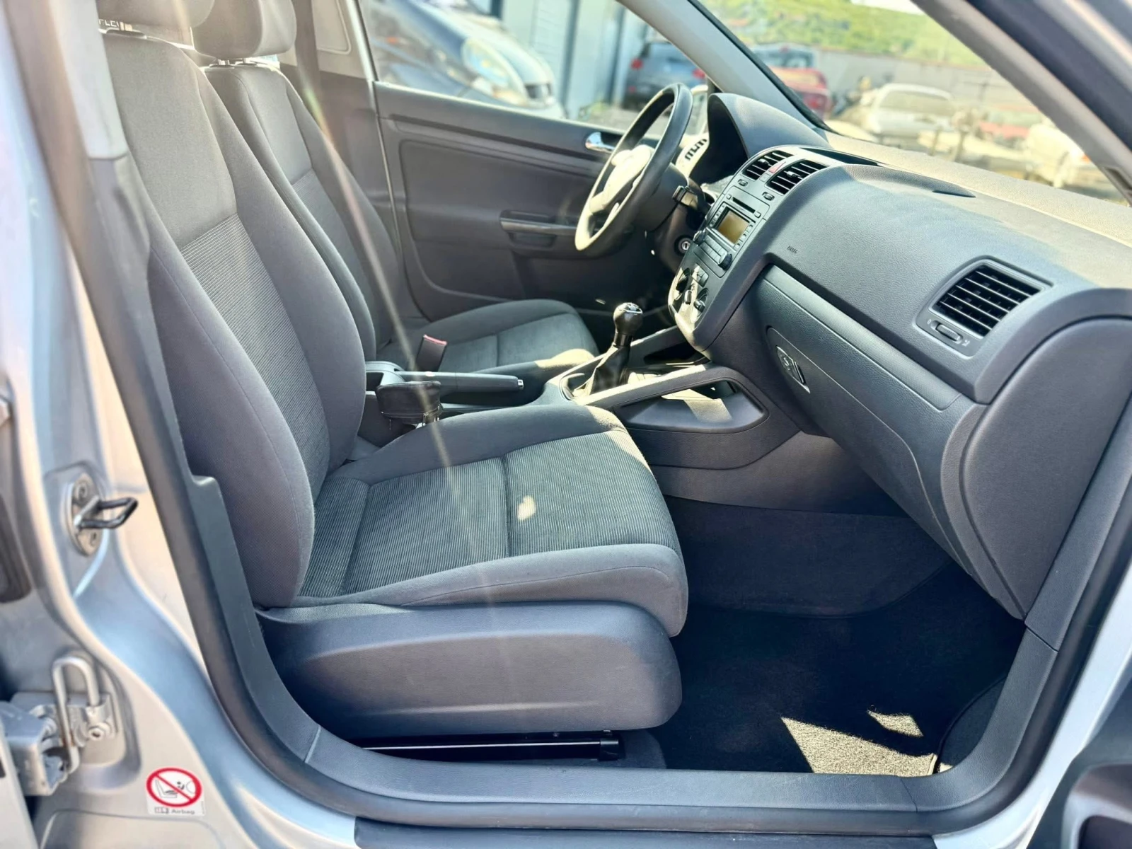 VW Golf 1.4  | Mobile.bg — изображение 12