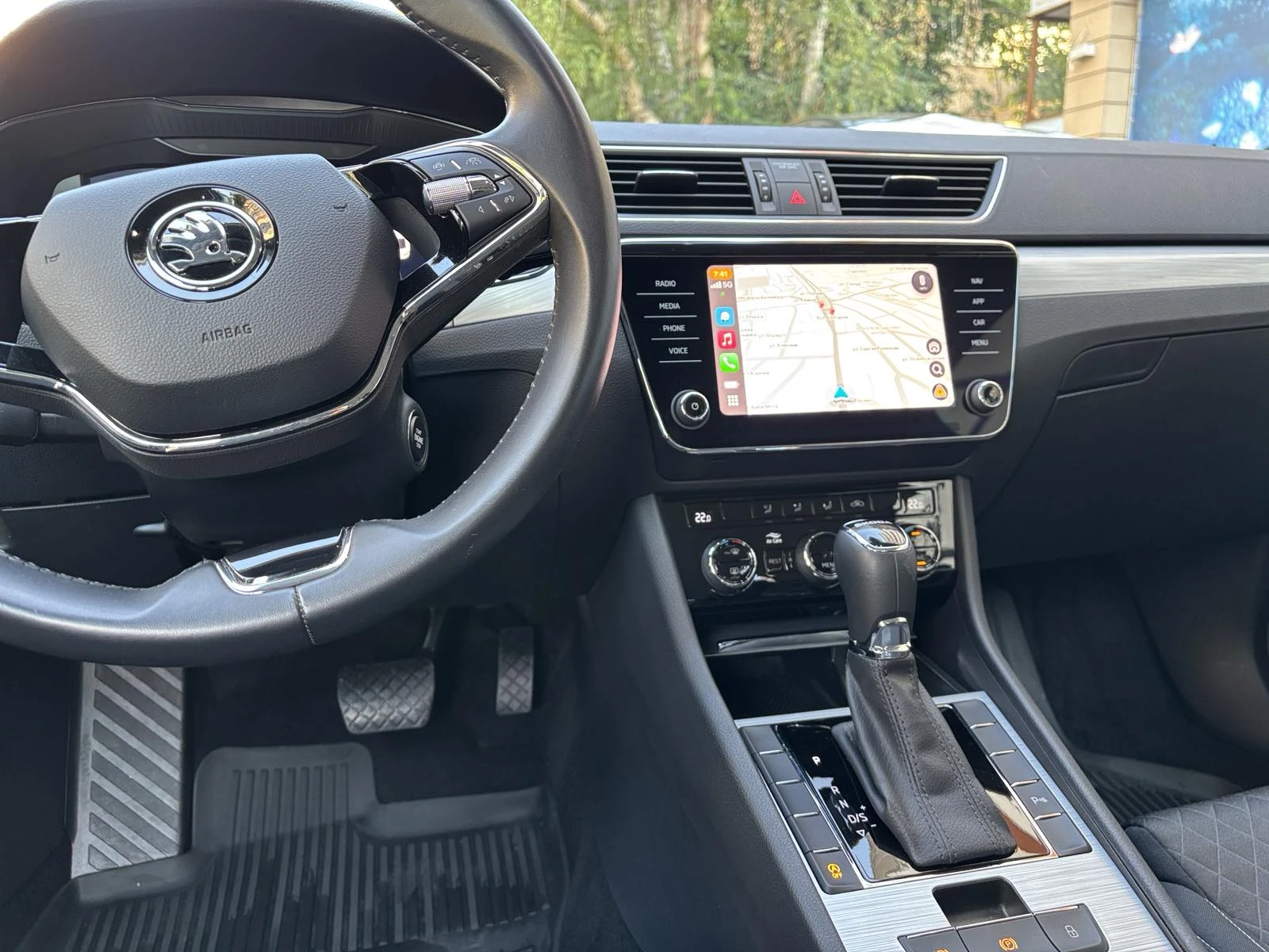 Skoda Superb 2.0TDI  | Mobile.bg   11