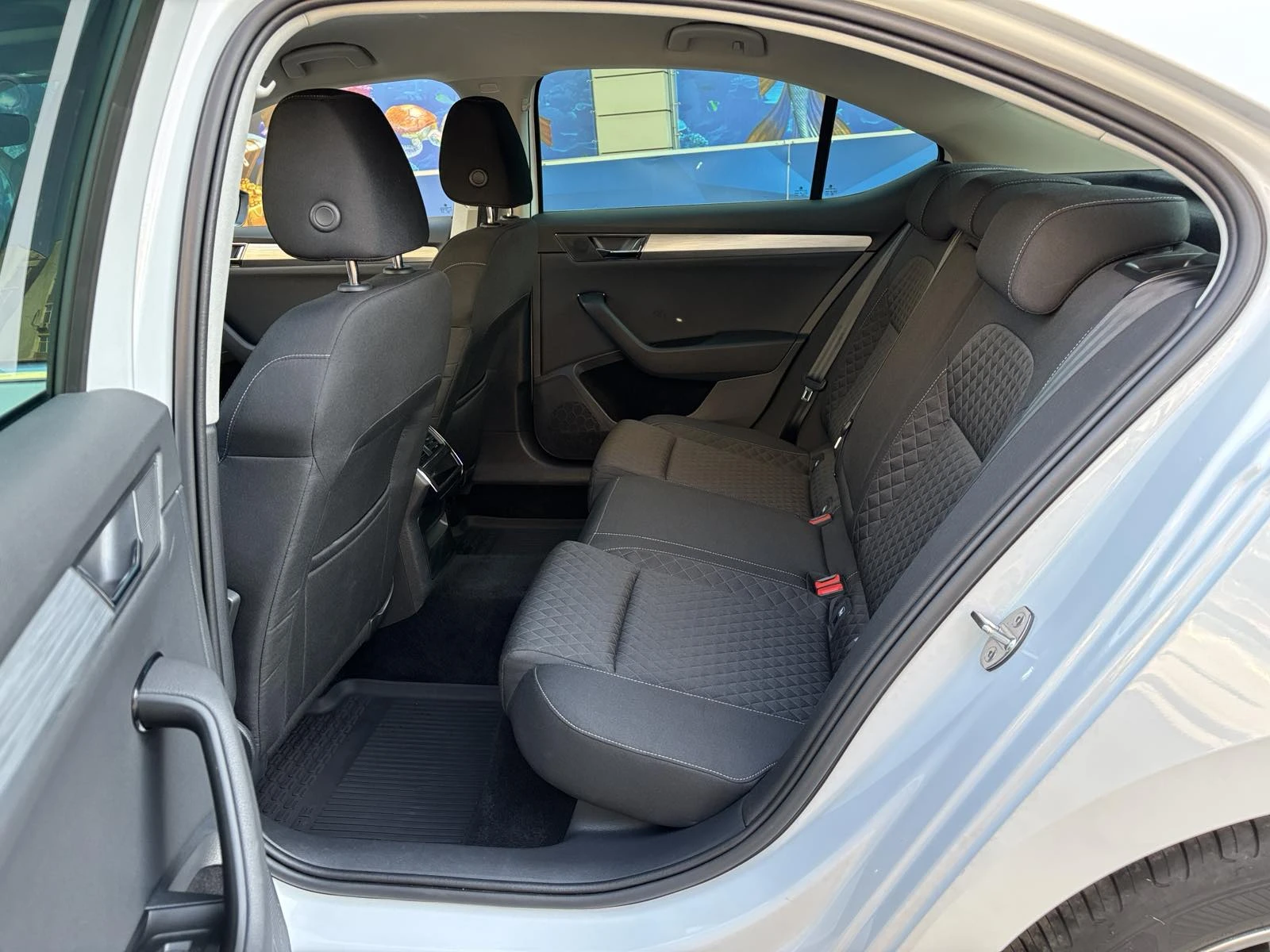 Skoda Superb 2.0TDI  | Mobile.bg   8