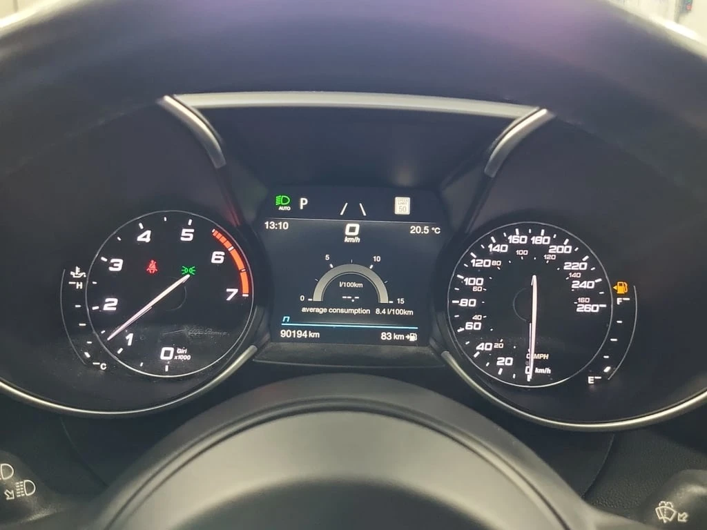 Alfa Romeo Giulia * Veloce * CARFAX * БЕЗ ПЪРВОНАЧАЛНА ВНОСКА - изображение 8