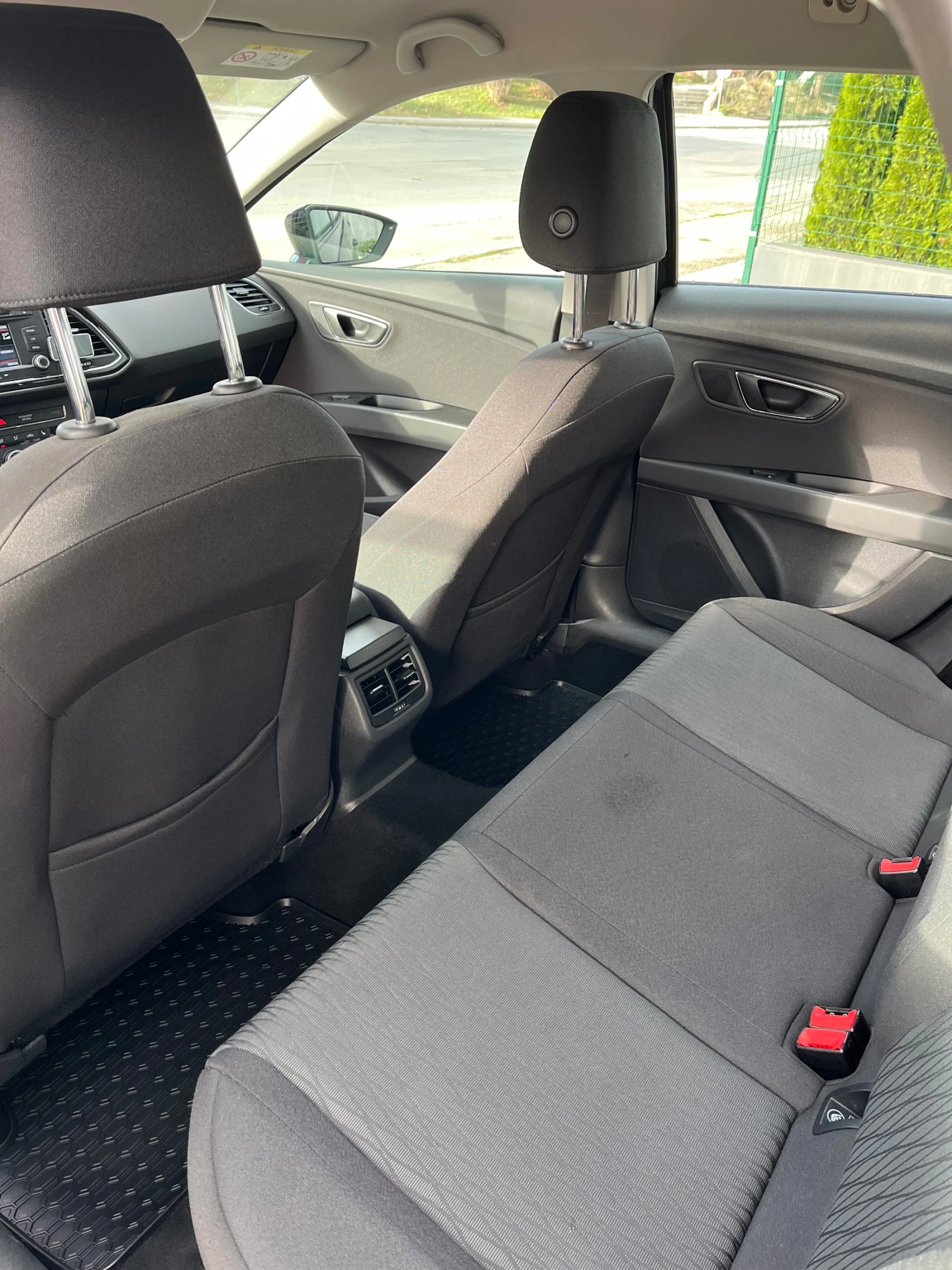 Seat Leon 1.2 TSI - изображение 8