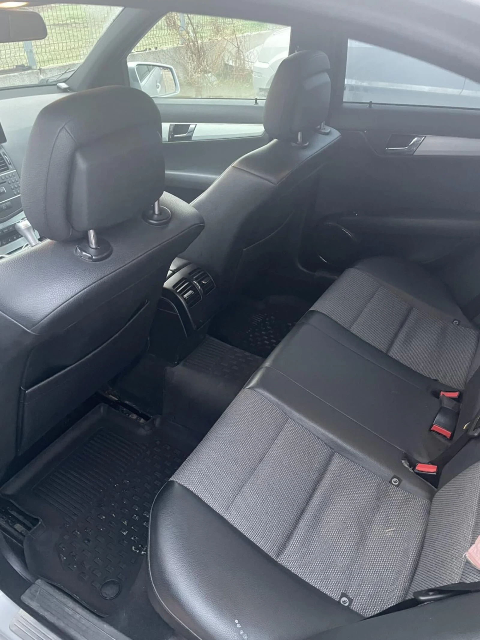 Mercedes-Benz C 220  - изображение 10