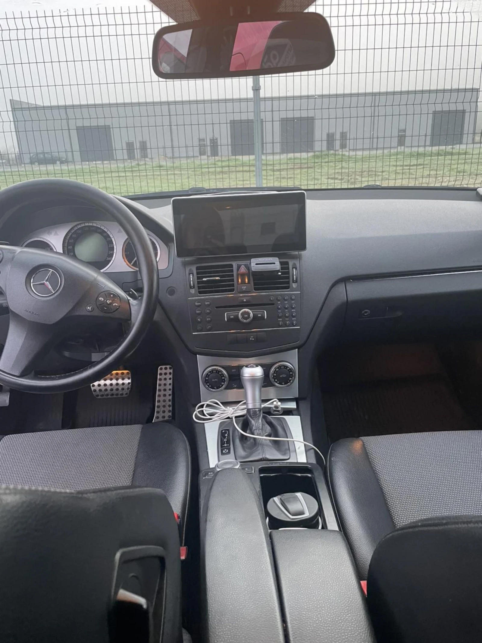 Mercedes-Benz C 220  - изображение 9