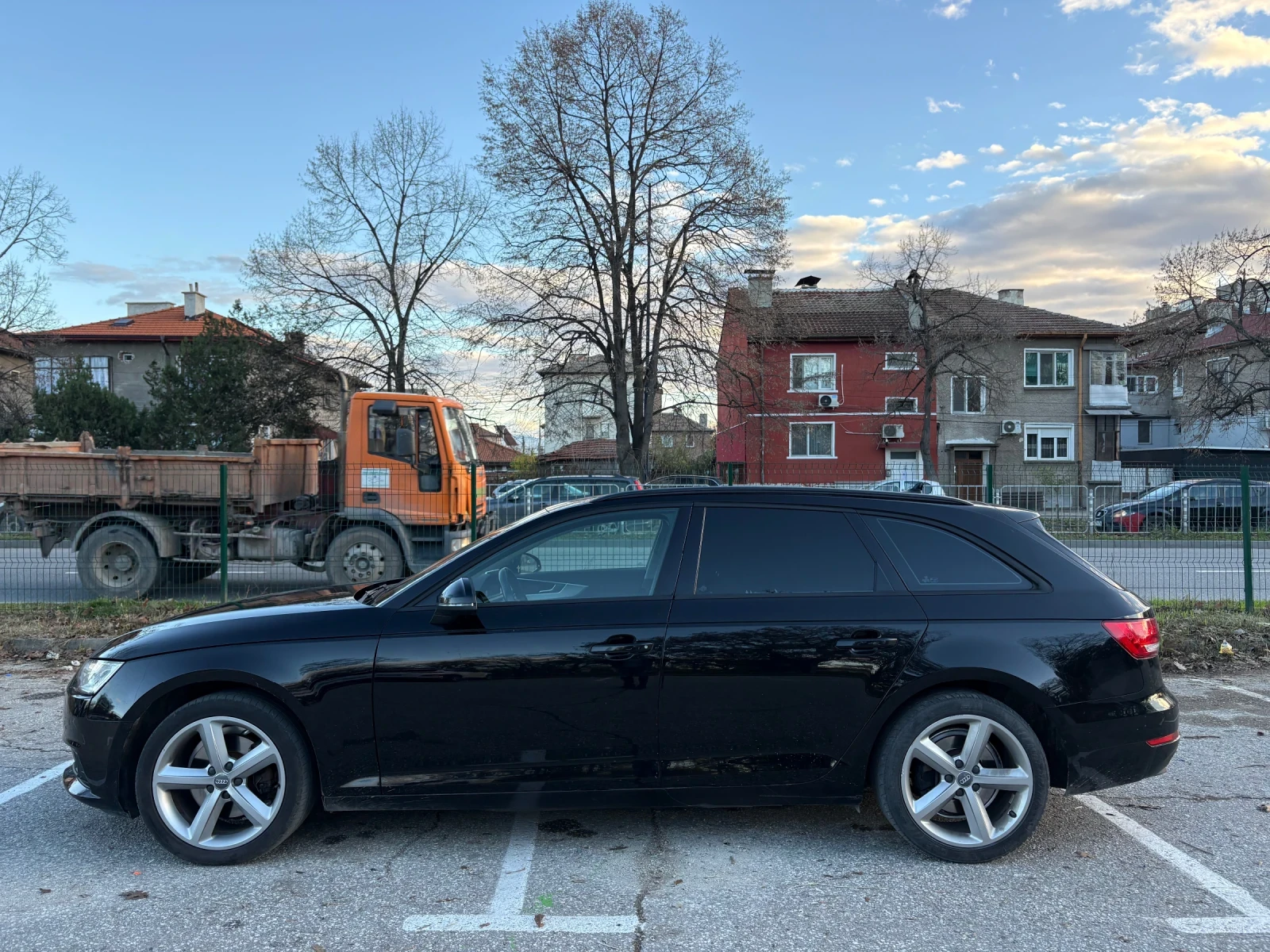 Audi A4 2.0 TDI* Virtual* Distronic* Keyless* Подгрев* EUR - изображение 7