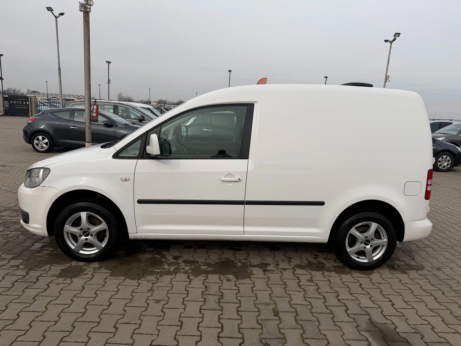 VW Caddy 1.6TDI NAVI EURO 5 | Mobile.bg � ����������� 11