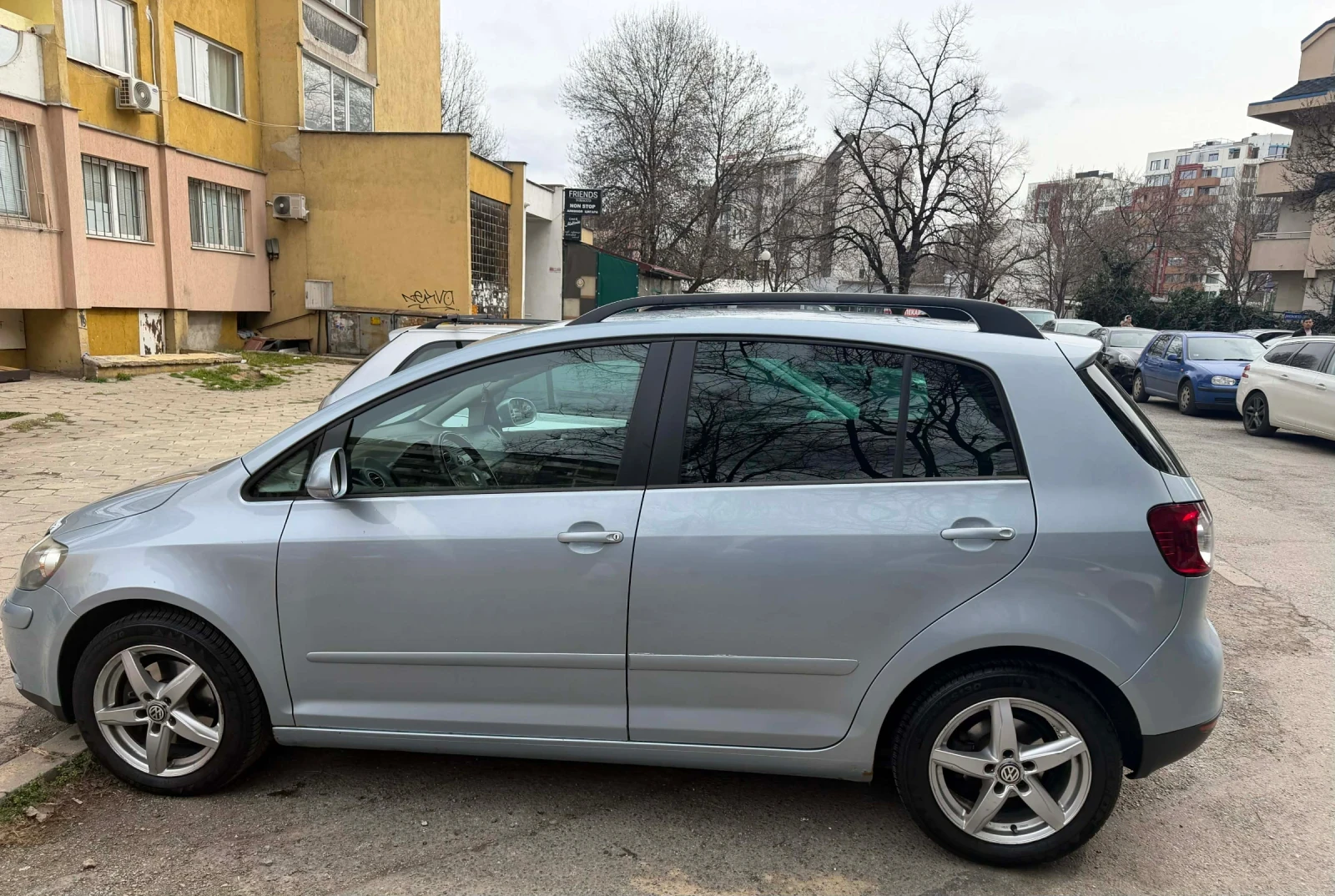 VW Golf Plus, снимка 4 - Автомобили и джипове - 53923775