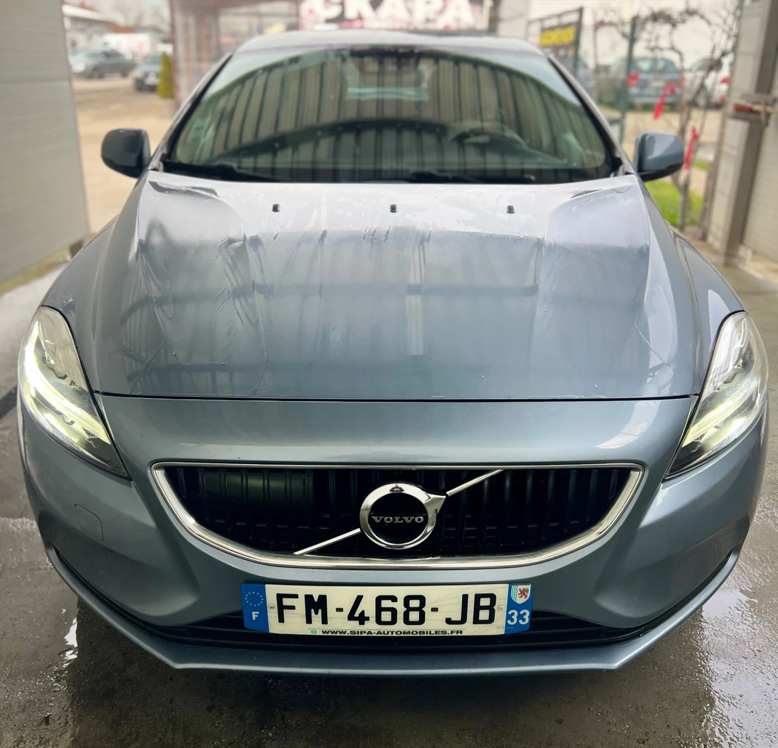 Volvo V40 2.0 Автоматик, снимка 3 - Автомобили и джипове - 54082700