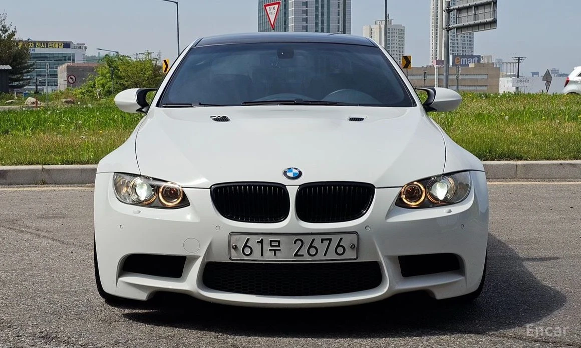 BMW M3 ПОДГРЕВ* КАМЕРА* KEYLESS, снимка 2 - Автомобили и джипове - 54281225