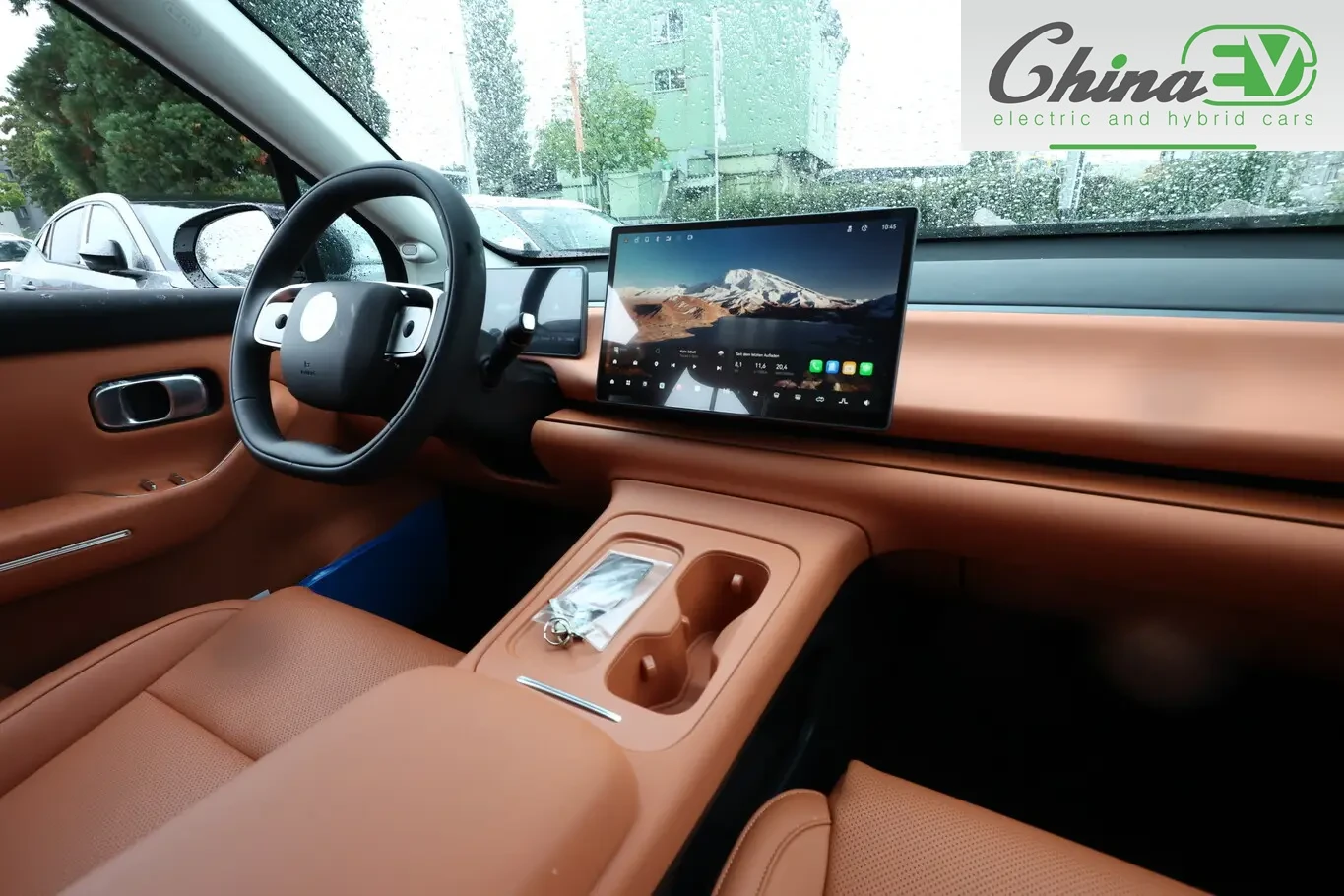 Leapmotor C10 Design REEV RWD, снимка 8 - Автомобили и джипове - 54705438