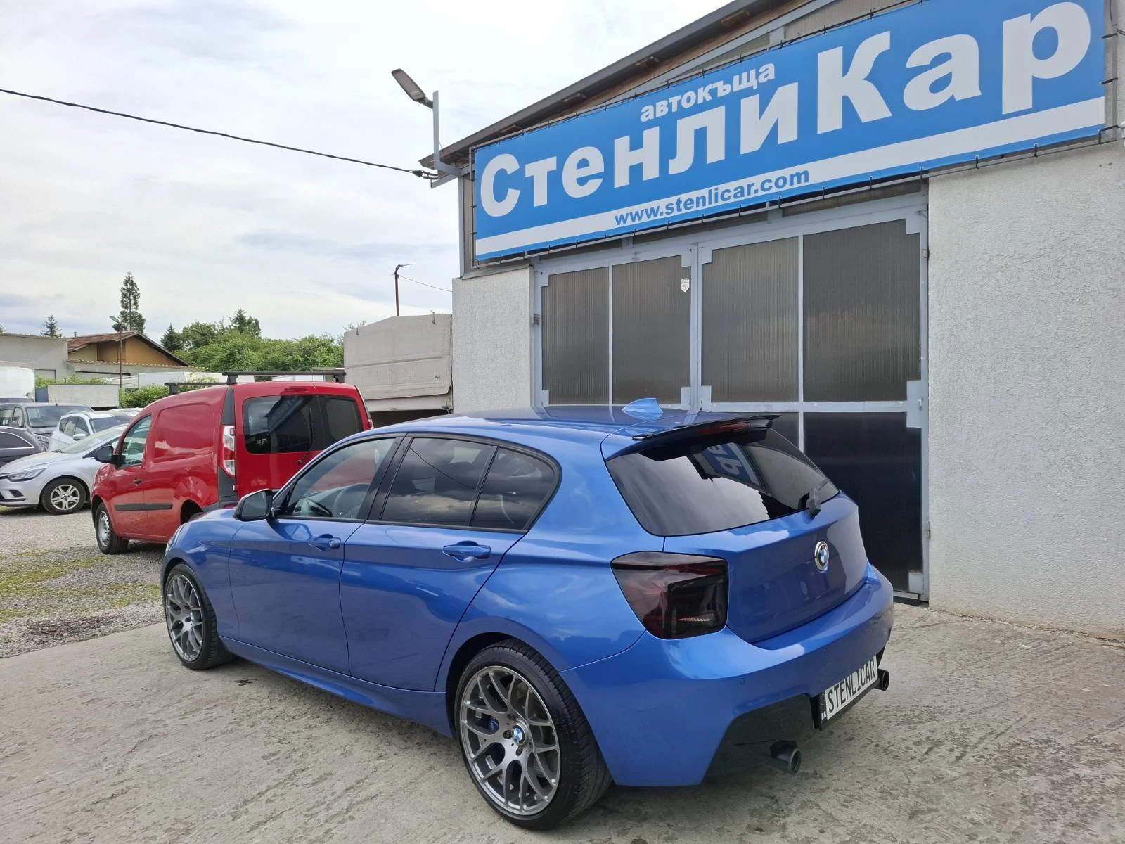 BMW M135 ///M Performance + , снимка 2 - Автомобили и джипове - 54876091