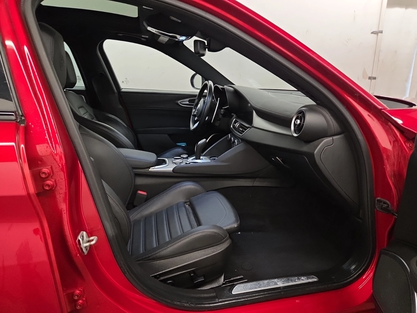 Alfa Romeo Giulia VELOCE/AWD/H&K/Distronic/Pano | Mobile.bg � ����������� 10