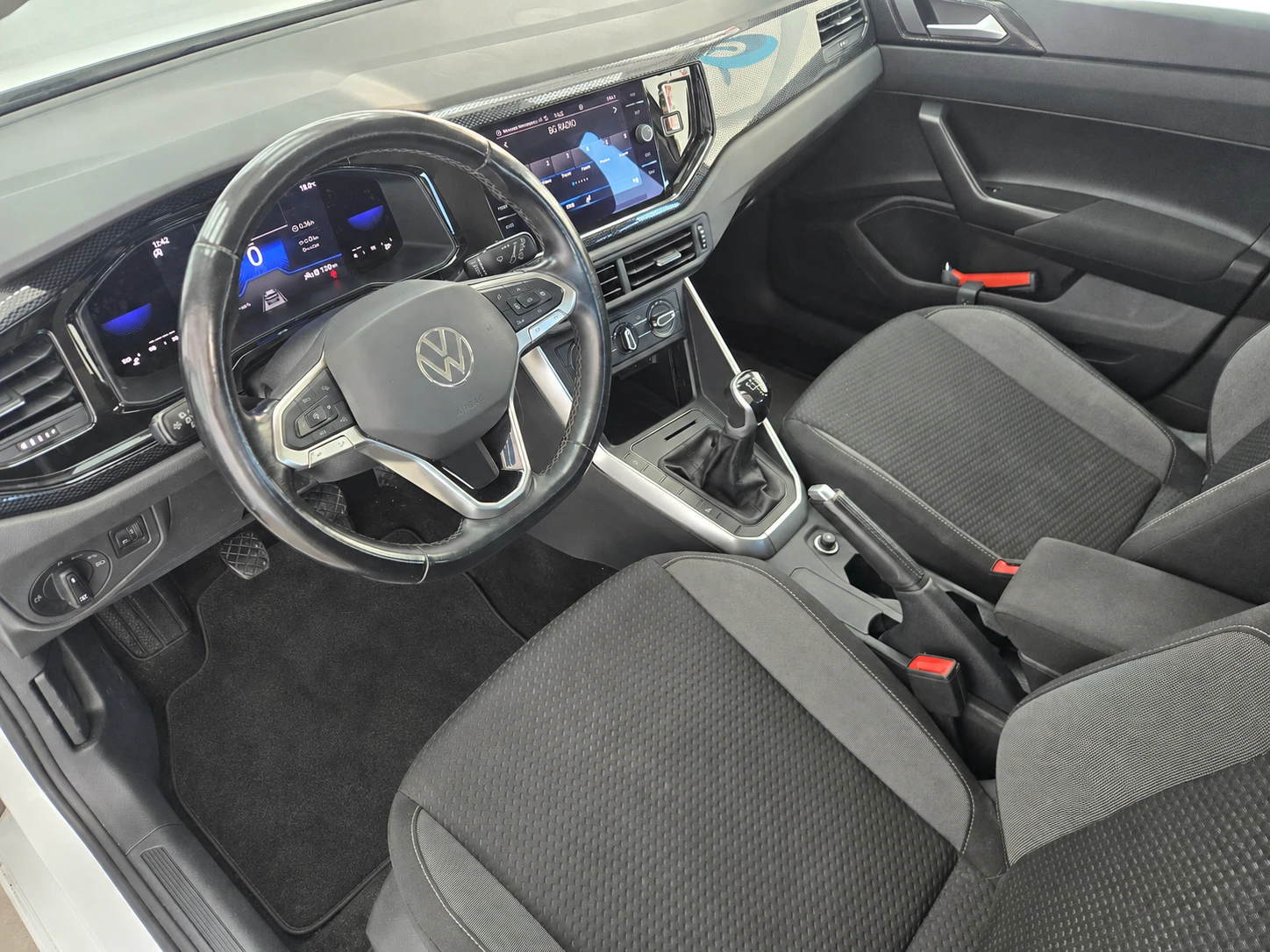 VW Polo 24 Месеца гаранция!!!, снимка 7 - Автомобили и джипове - 55425643