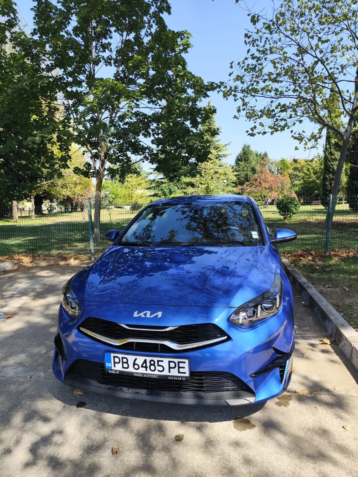 Kia Ceed 1.5 T Executive, снимка 11 - Автомобили и джипове - 56075705