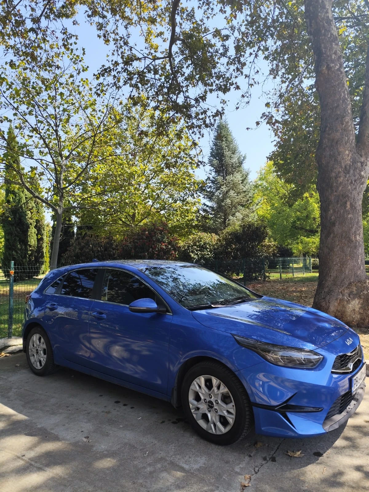 Kia Ceed 1.5 T Executive, снимка 7 - Автомобили и джипове - 56075705