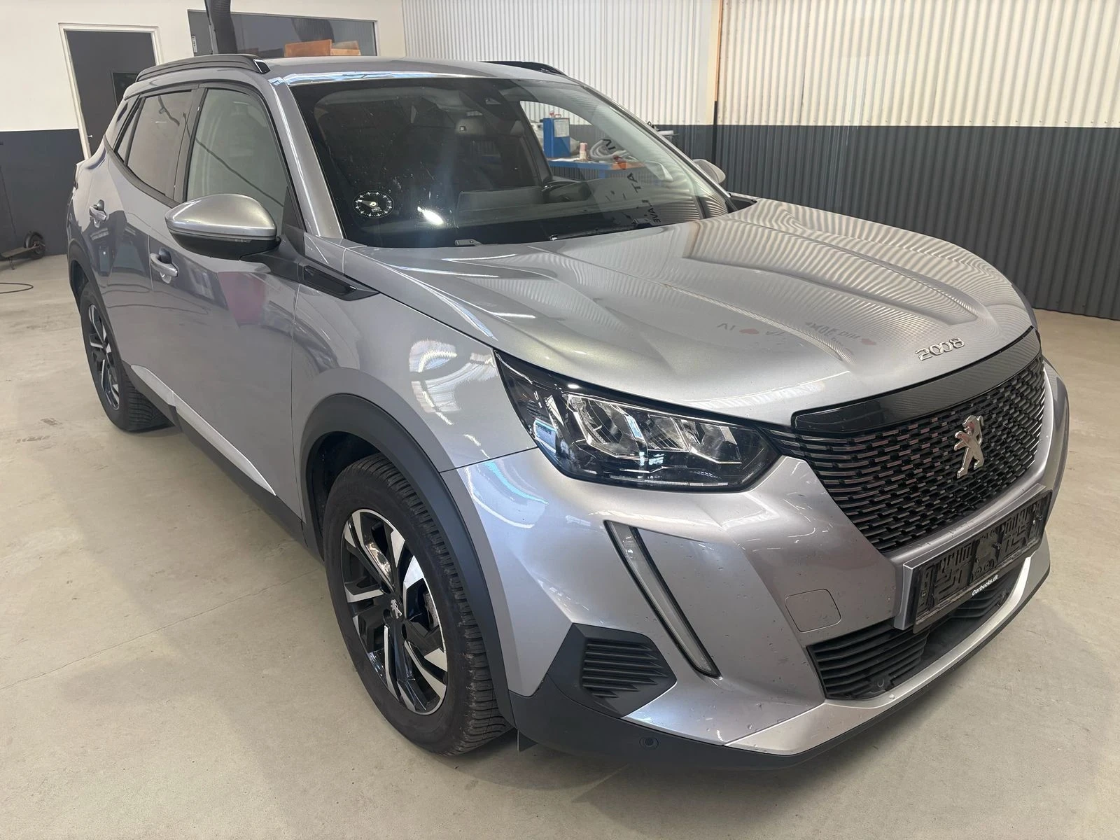 Peugeot 2008 1.5 HDI | EAT8 | Allure+ | LED | Camera