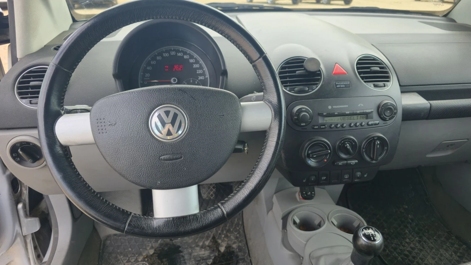 VW New beetle Cabrio 1.9 TDI, снимка 13 - Автомобили и джипове - 56740331