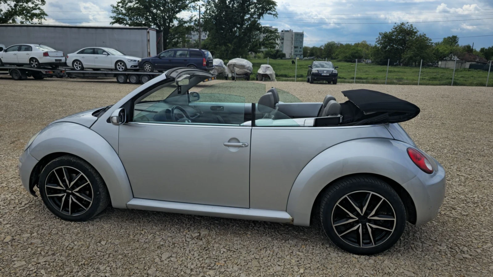 VW New beetle Cabrio 1.9 TDI, снимка 10 - Автомобили и джипове - 56740331