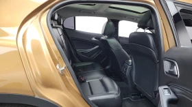 Mercedes-Benz GLA AMG Line * Подгрев * Шибедах * Blind Spot, снимка 11