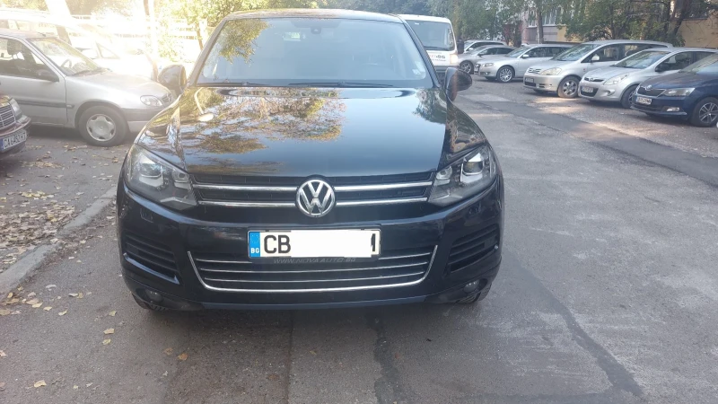 VW Touareg, снимка 1 - Автомобили и джипове - 49216914