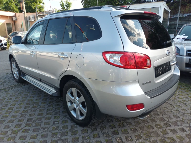 Hyundai Santa fe 2.7 бензин;автоматик КОЛЕДНА ЦЕНА 12999лв., снимка 3 - Автомобили и джипове - 50538004