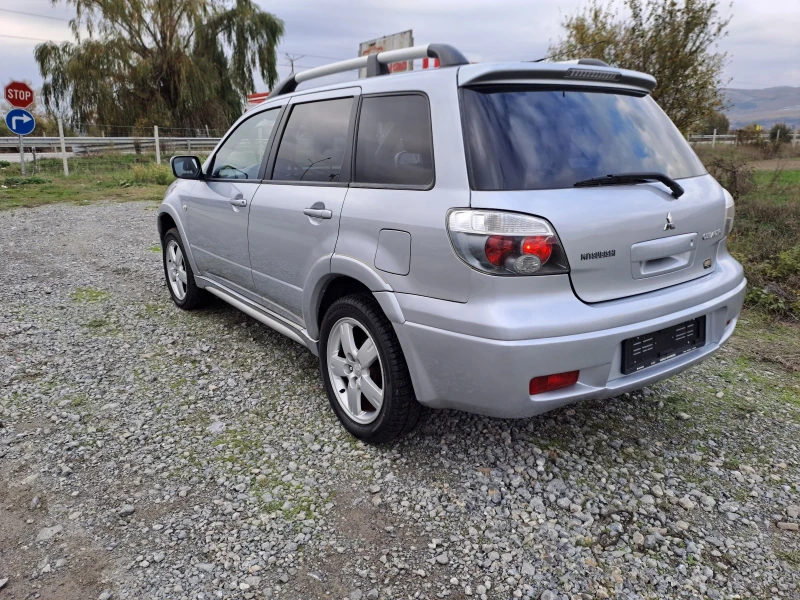 Mitsubishi Outlander 2.0 Бенз.-Газ 136к.с.96000км., снимка 5 - Автомобили и джипове - 52323826
