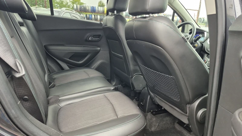 Chevrolet Trax 1.7CDT-I Автомат* Full Opt * РЕГИСТРИРАН * БАРТЕР, снимка 11 - Автомобили и джипове - 52947191