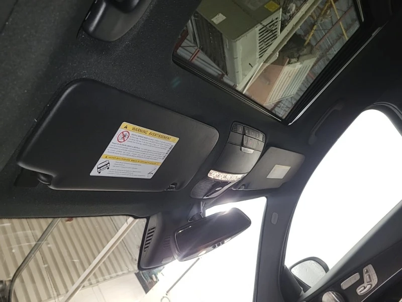 Mercedes-Benz GLC * 300 * CARFAX * ЦЕНА ДО БГ, снимка 12 - Автомобили и джипове - 53042320