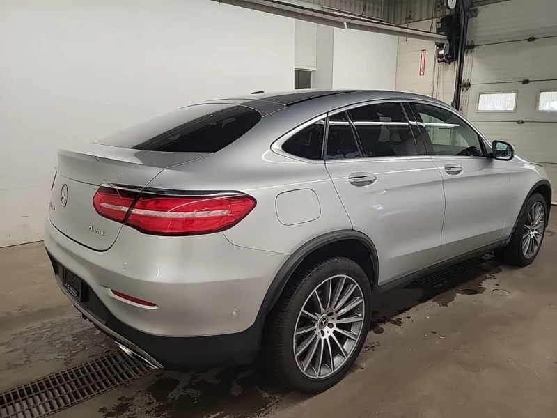Mercedes-Benz GLC * 300 * CARFAX * ЦЕНА ДО БГ, снимка 4 - Автомобили и джипове - 53042320
