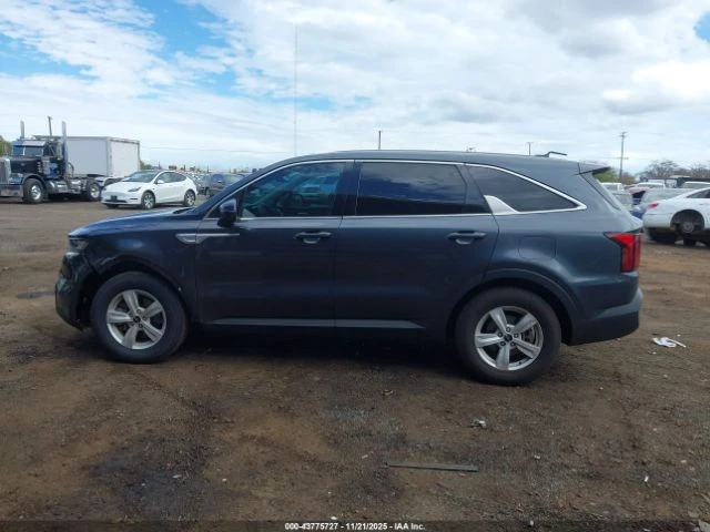 Kia Sorento * LX* LANE ASSIST* КОЖА* LED* , снимка 11 - Автомобили и джипове - 53468175