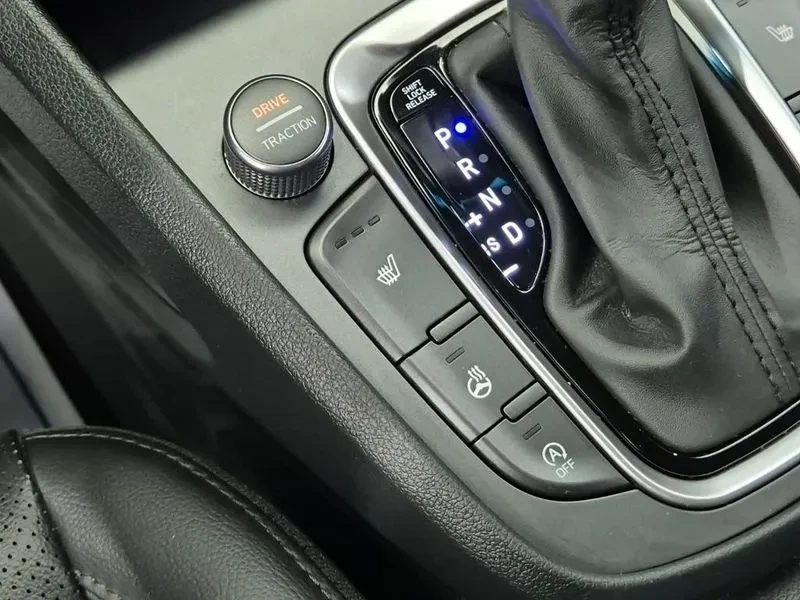 Hyundai Kona 1.6 - САМО 30% АВАНС, снимка 13 - Автомобили и джипове - 56305023