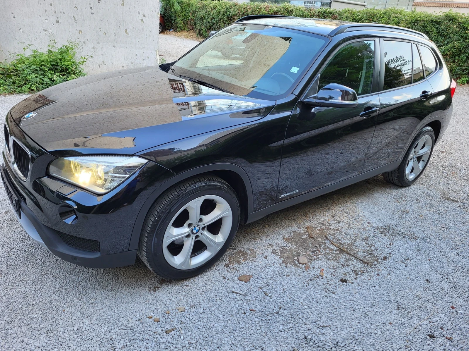 BMW X1 2.0i xDrive - изображение 3