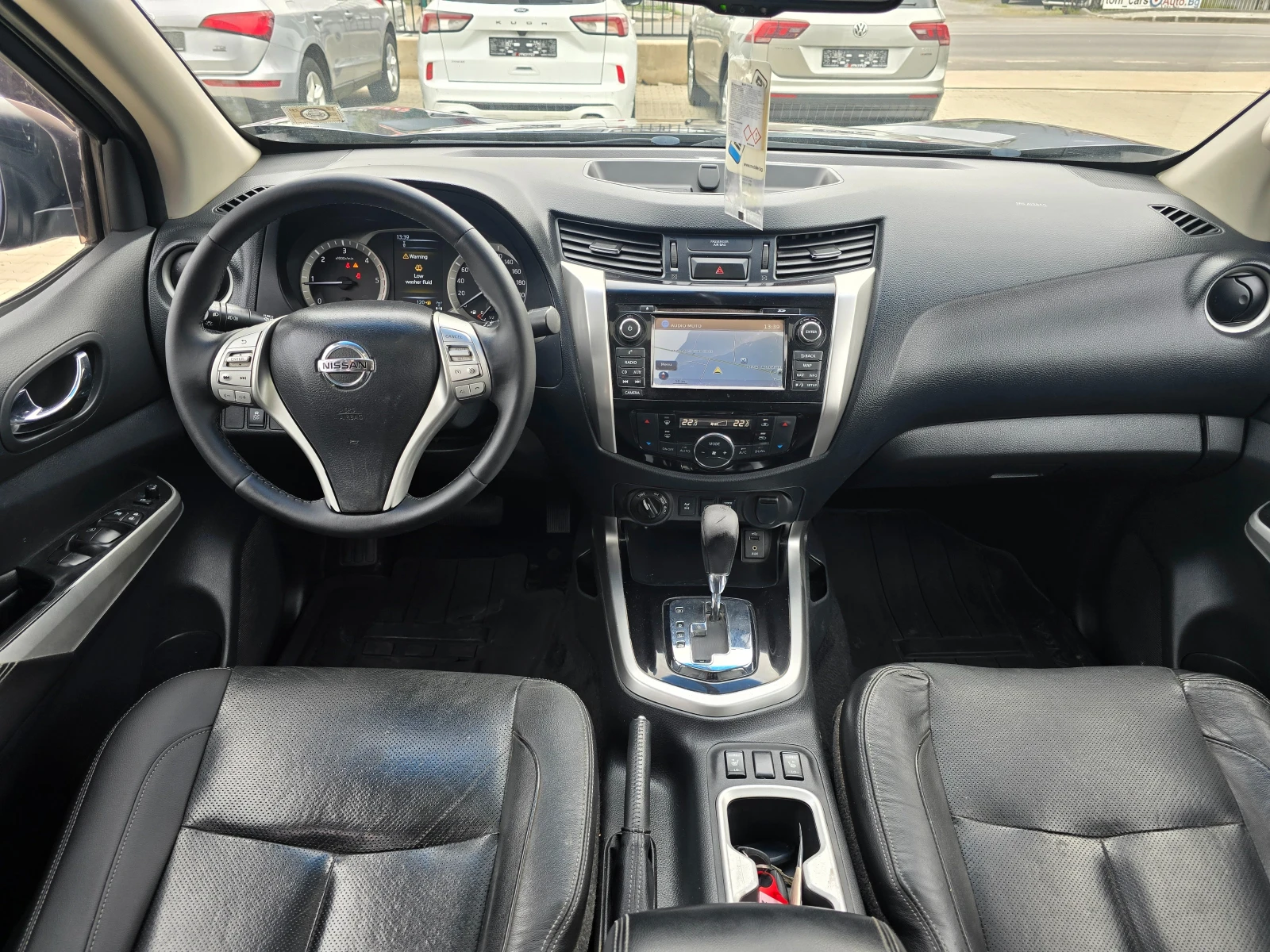 Nissan Navara 2.3D, 190к.с., 4х4, Автомат, Камера 360!, снимка 8 - Автомобили и джипове - 50947801