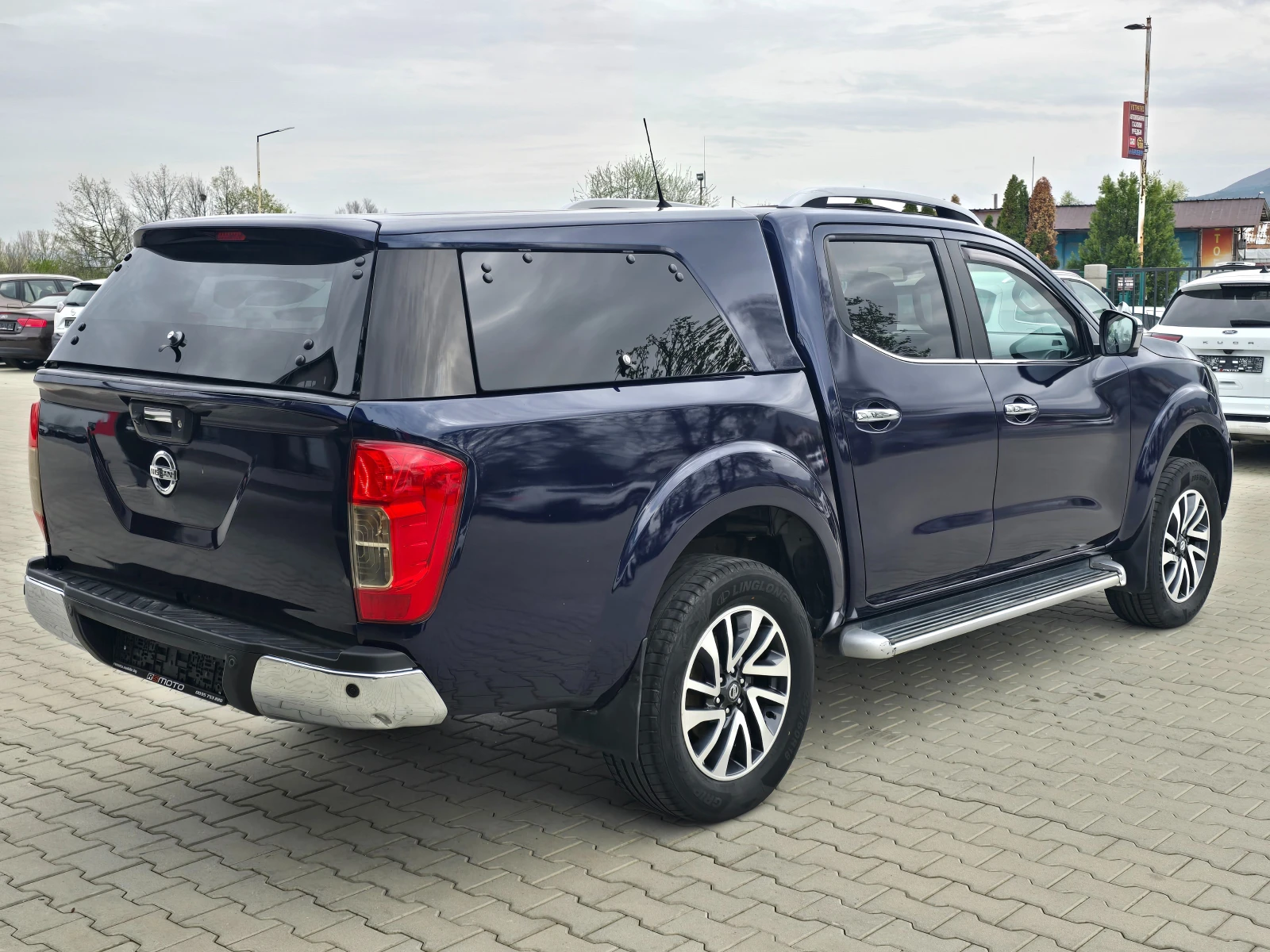 Nissan Navara 2.3D, 190к.с., 4х4, Автомат, Камера 360!, снимка 3 - Автомобили и джипове - 50947801