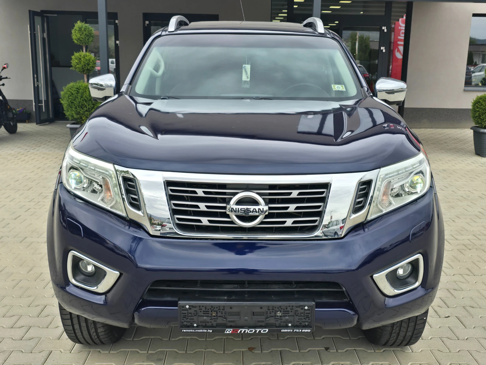 Nissan Navara 2.3D, 190к.с., 4х4, Автомат, Камера 360!, снимка 6 - Автомобили и джипове - 50947801
