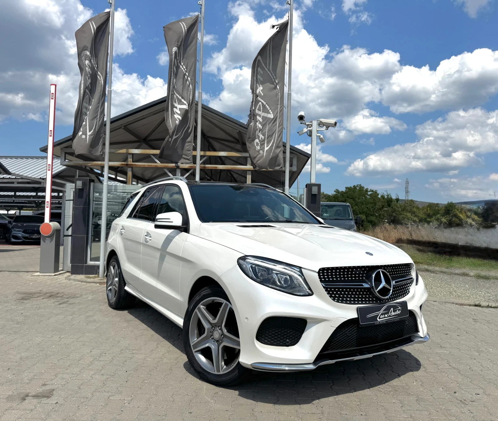 Mercedes-Benz GLE 400 AMG#PANORAMA#360* CAM#AIRM#KEYLESS#H&K | Mobile.bg   1