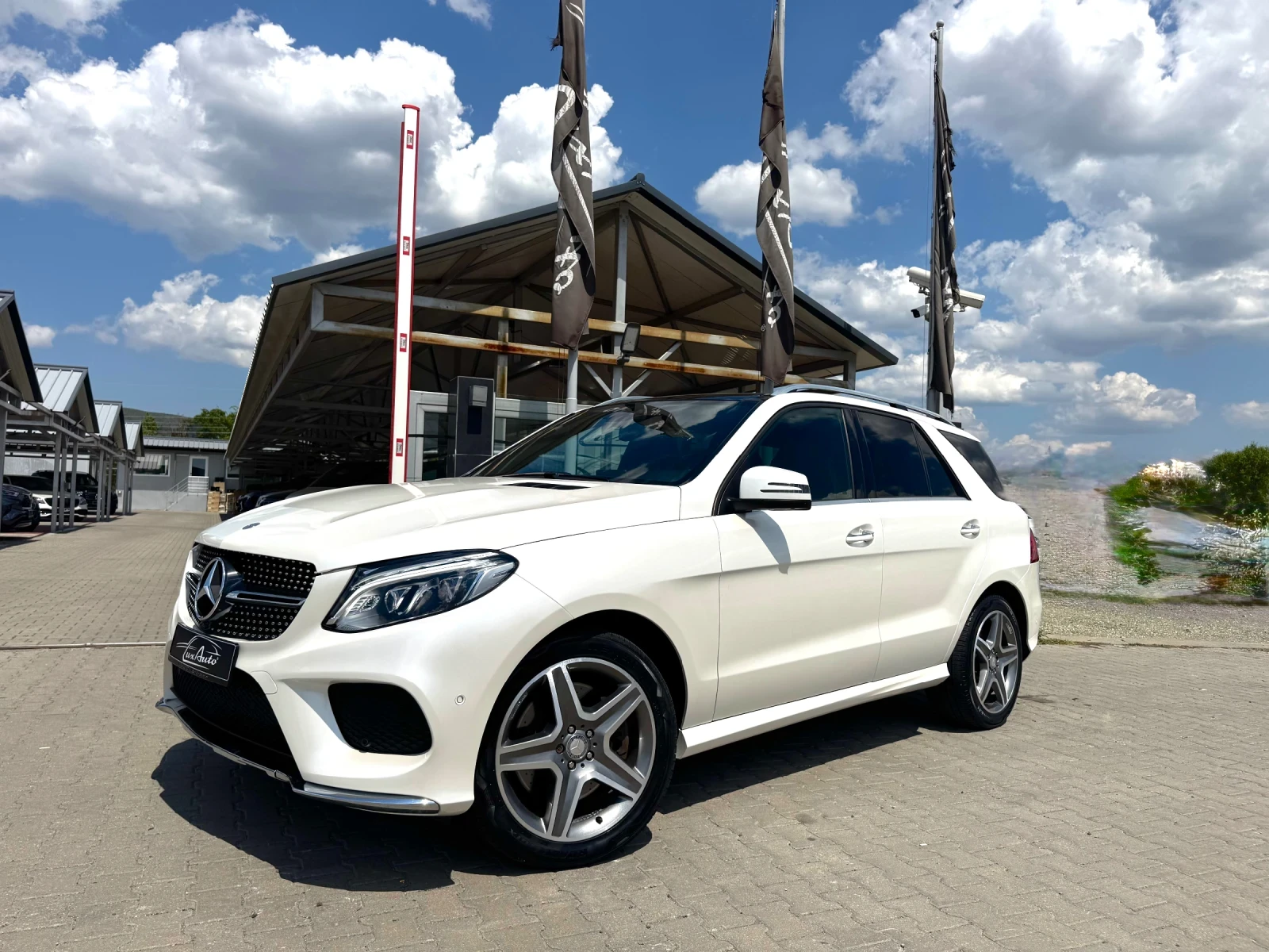 Mercedes-Benz GLE 400 AMG#PANORAMA#360* CAM#AIRM#KEYLESS#H&K - изображение 2