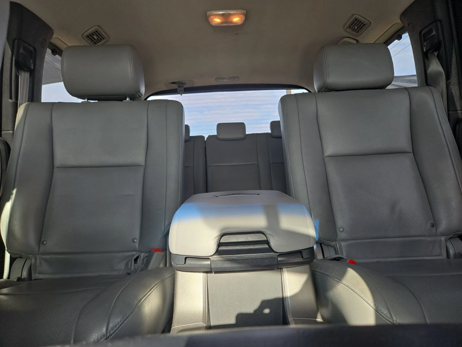 Toyota Sequoia PLATINUM* JBL* 5.7 V8 | Mobile.bg   12