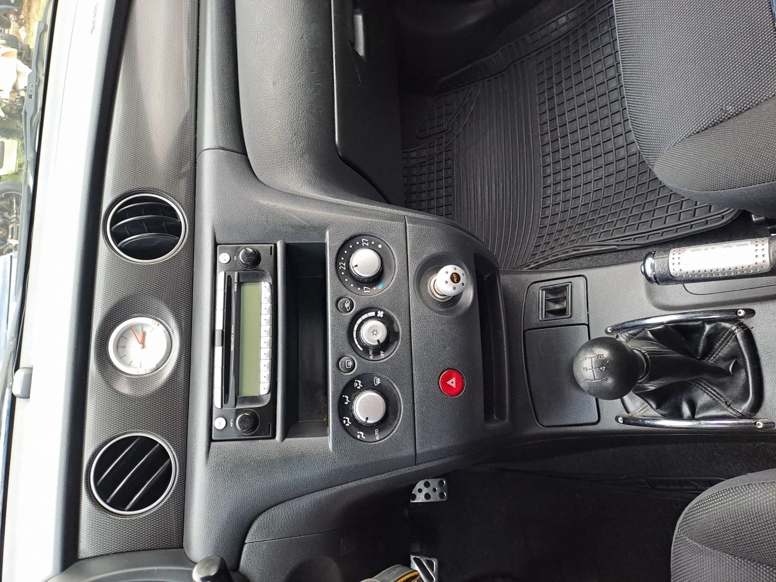 Mitsubishi Outlander 2.0 .- 136..96000. | Mobile.bg   10