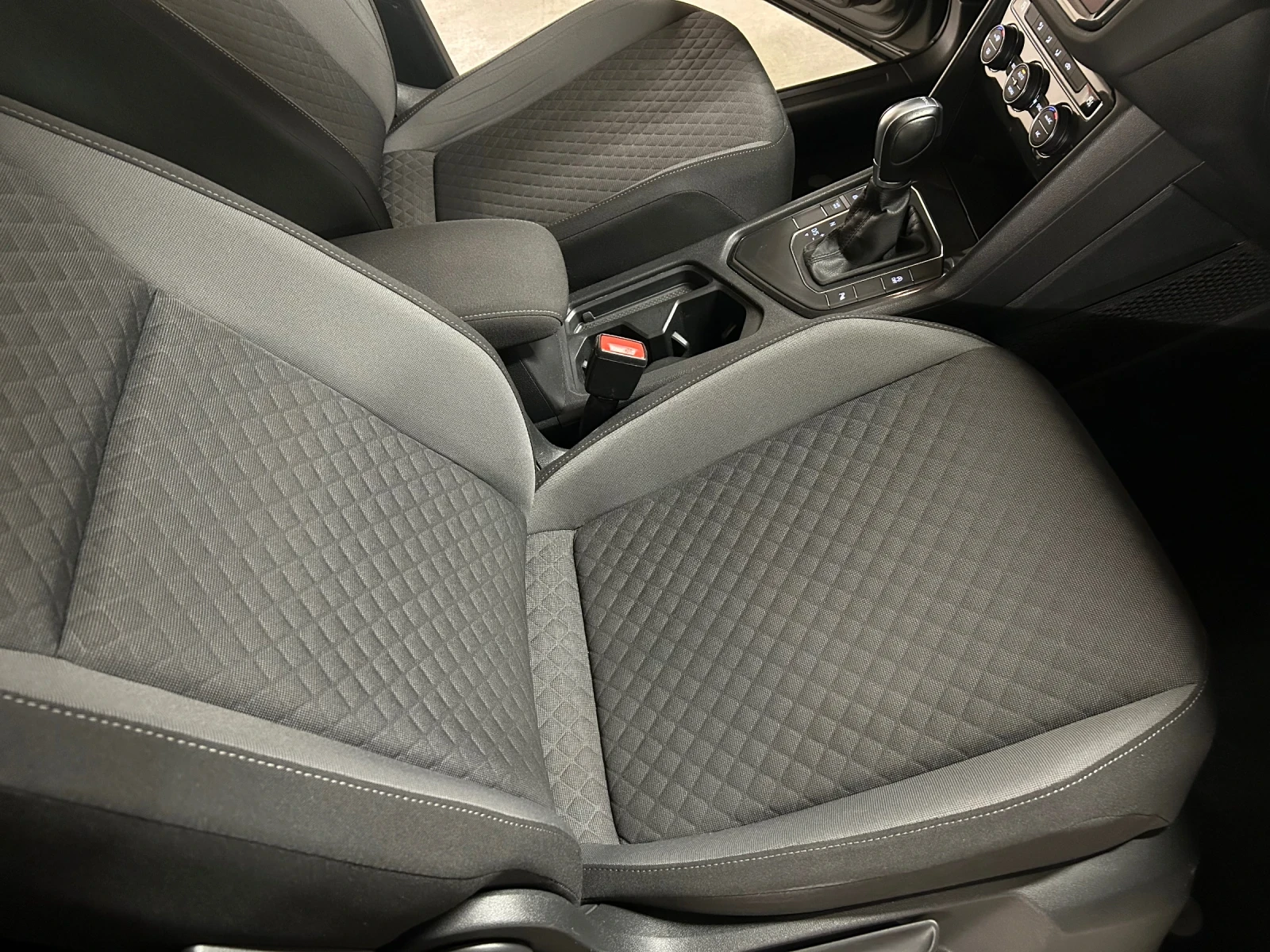 VW Tiguan  - изображение 10