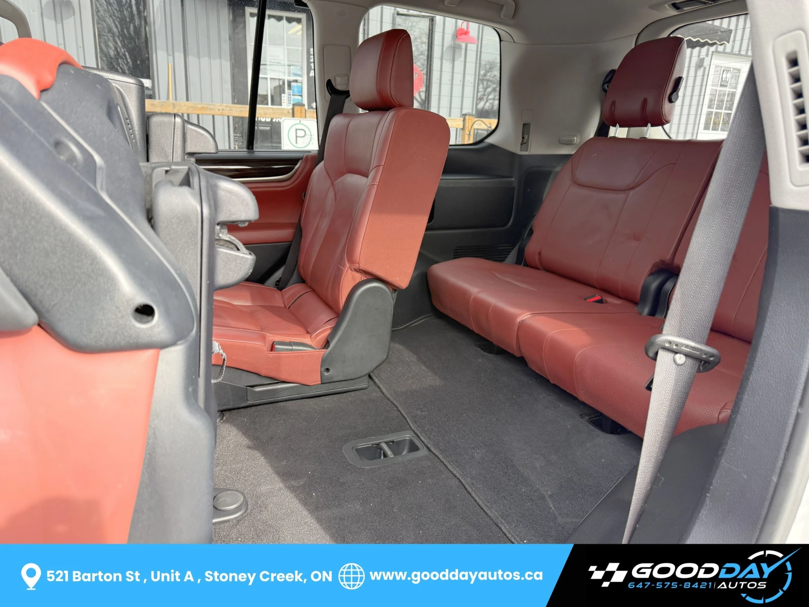 Lexus LX 570 * EXECUTIVE* FULL* ПЕРФЕКТЕН* , снимка 16 - Автомобили и джипове - 53819046