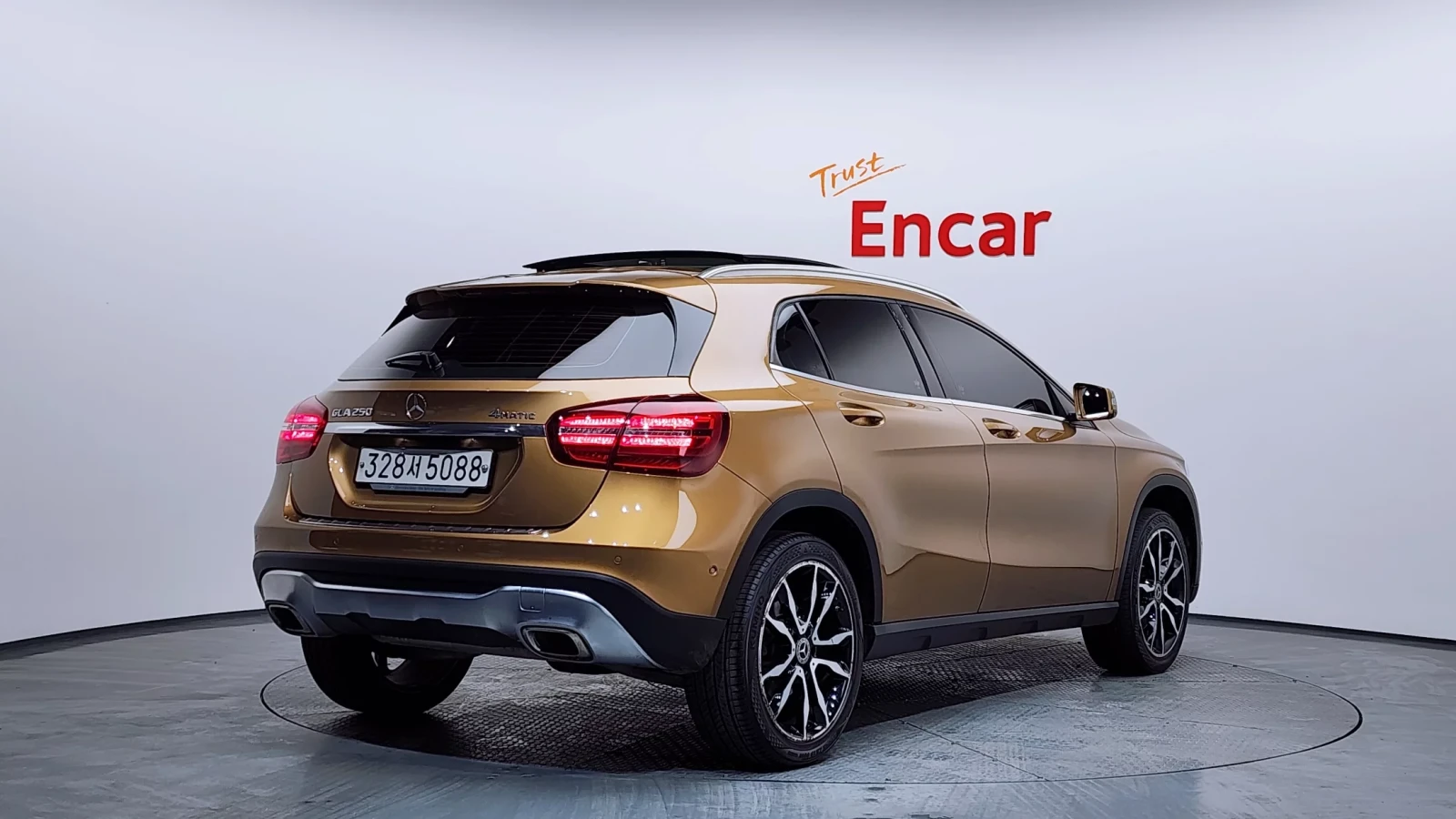 Mercedes-Benz GLA AMG Line * ������� * ������� * Blind Spot | Mobile.bg � ����������� 2