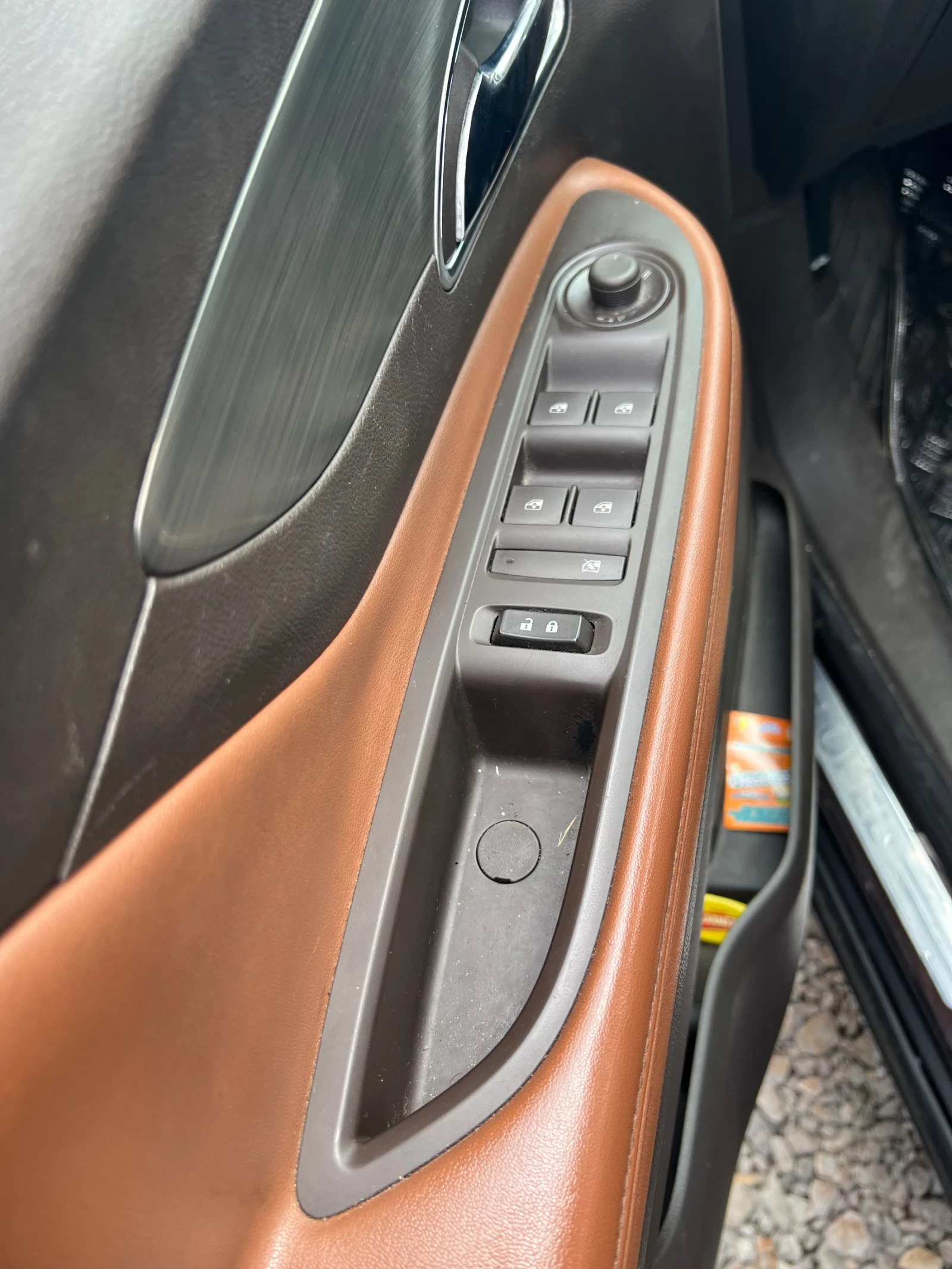 Opel Mokka 1.6 Cosmo DPF, снимка 7 - Автомобили и джипове - 54768134