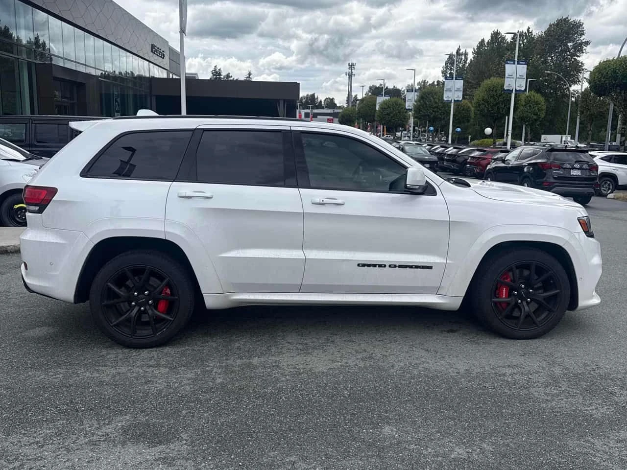 Jeep Grand cherokee SRT/ПАНОРАМА/ДИСТРОНИК, снимка 4 - Автомобили и джипове - 54809659