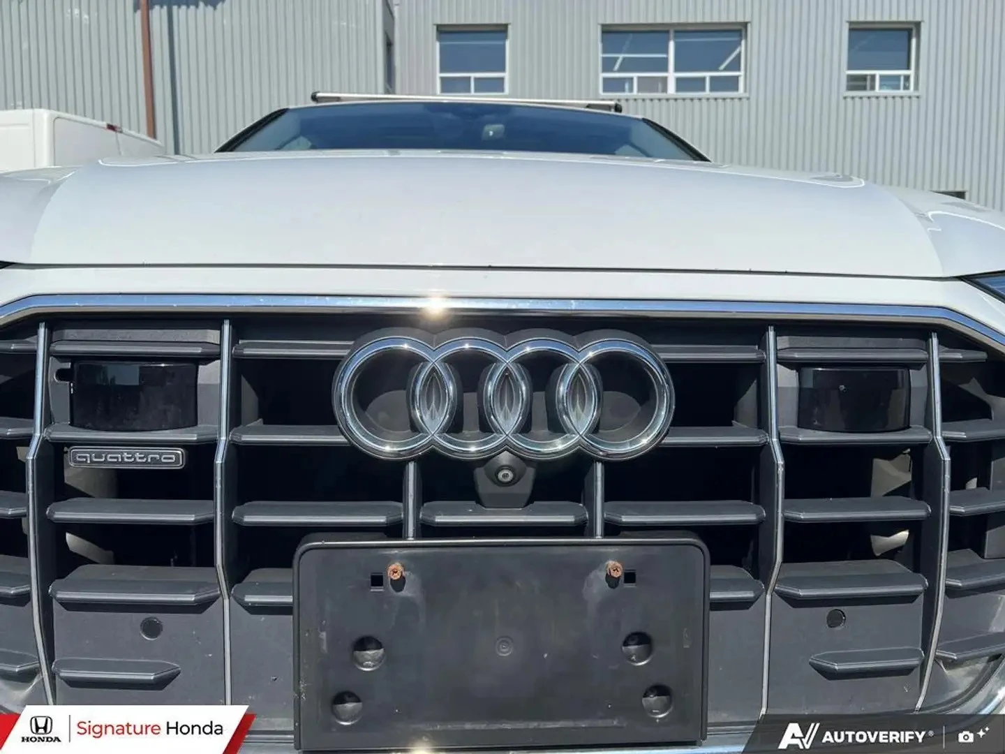 Audi Q8 PROGRESSIV / QUATTRO / DISTRONIC / ОБДУХ / ПАНО / , снимка 6 - Автомобили и джипове - 54837735