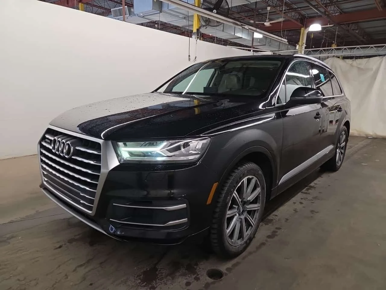 Audi Q7 * KOMFORT * CARFAX * БЕЗ ПЪРВОНАЧАЛНА ВНОСКА