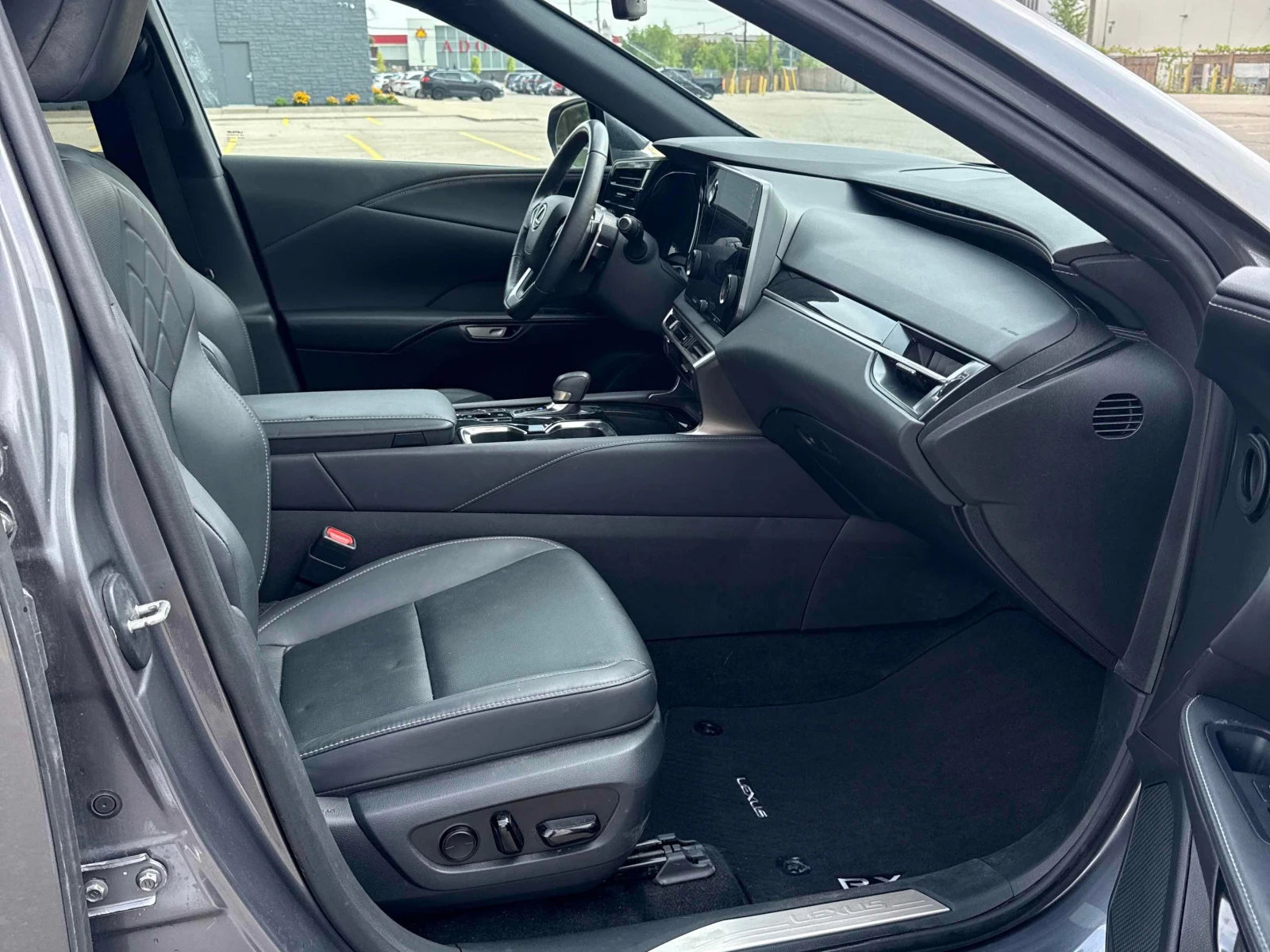 Lexus RX 350h  CARFAX / АВТОКРЕДИТ / ЦЕНА ДО БЪЛГАРИЯ, снимка 11 - Автомобили и джипове - 55951563